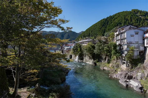 郡上八幡の街並みー清流と暮らす城下町