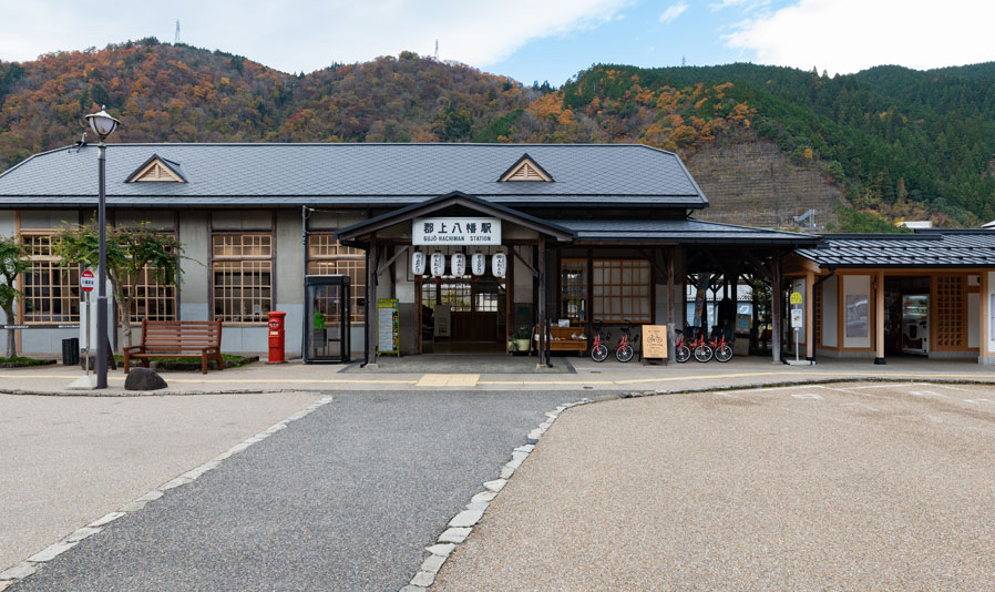 八幡・城下町コース２ 「これぞ定番、の郡上観光を楽しむ。八幡の城下町いいとこどり旅」